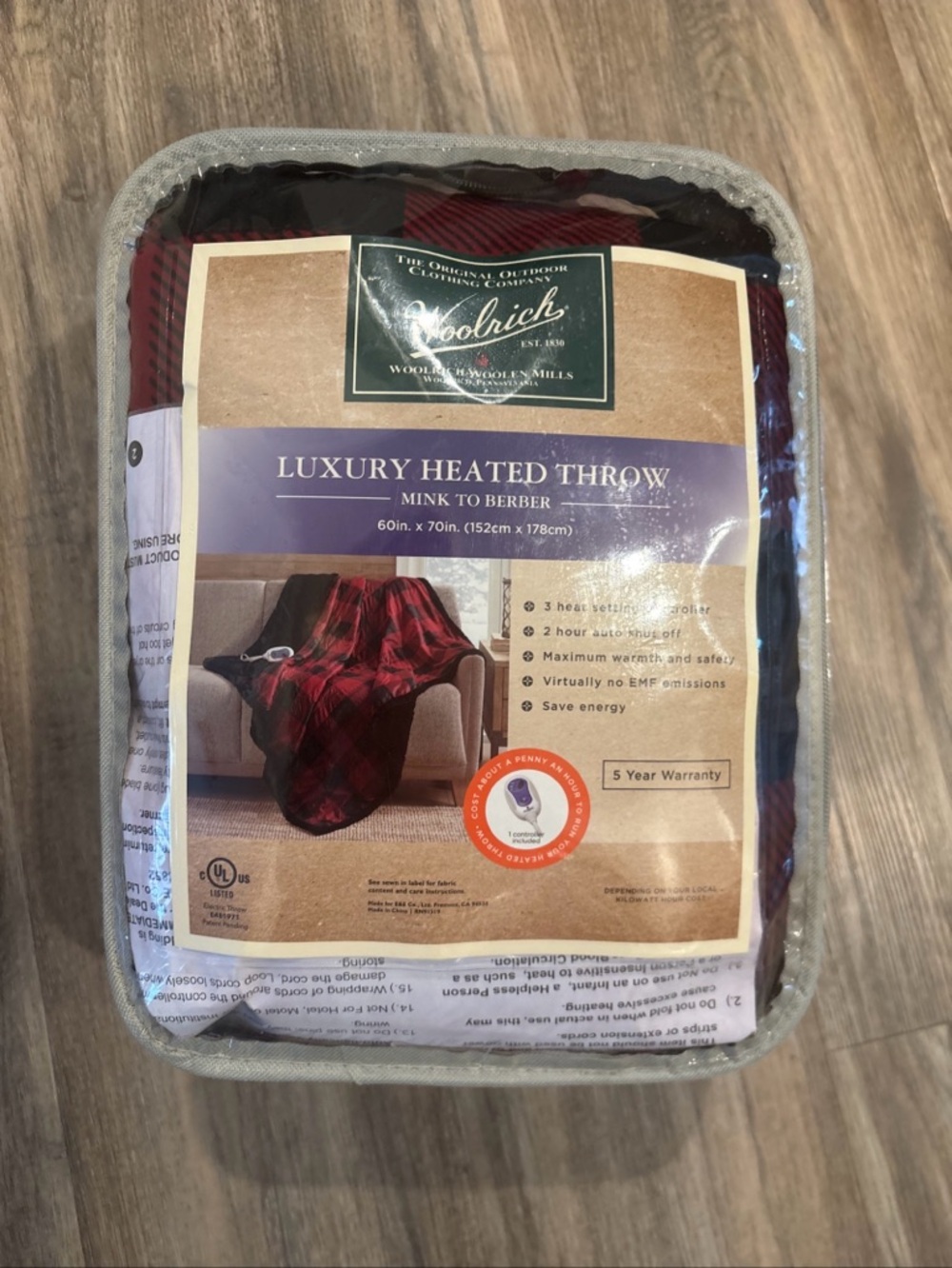 Woolrich Red and Black Plaid Heated Throw Blanket - NWT